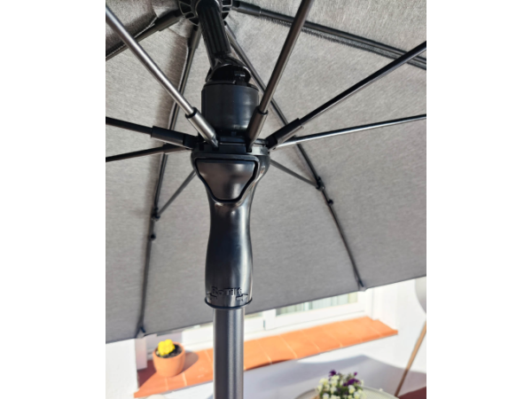 Basers Luksus Strandparasol INKL. Parasolfod