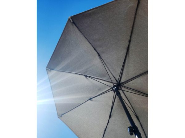 Basers Luksus Strandparasol INKL. Parasolfod